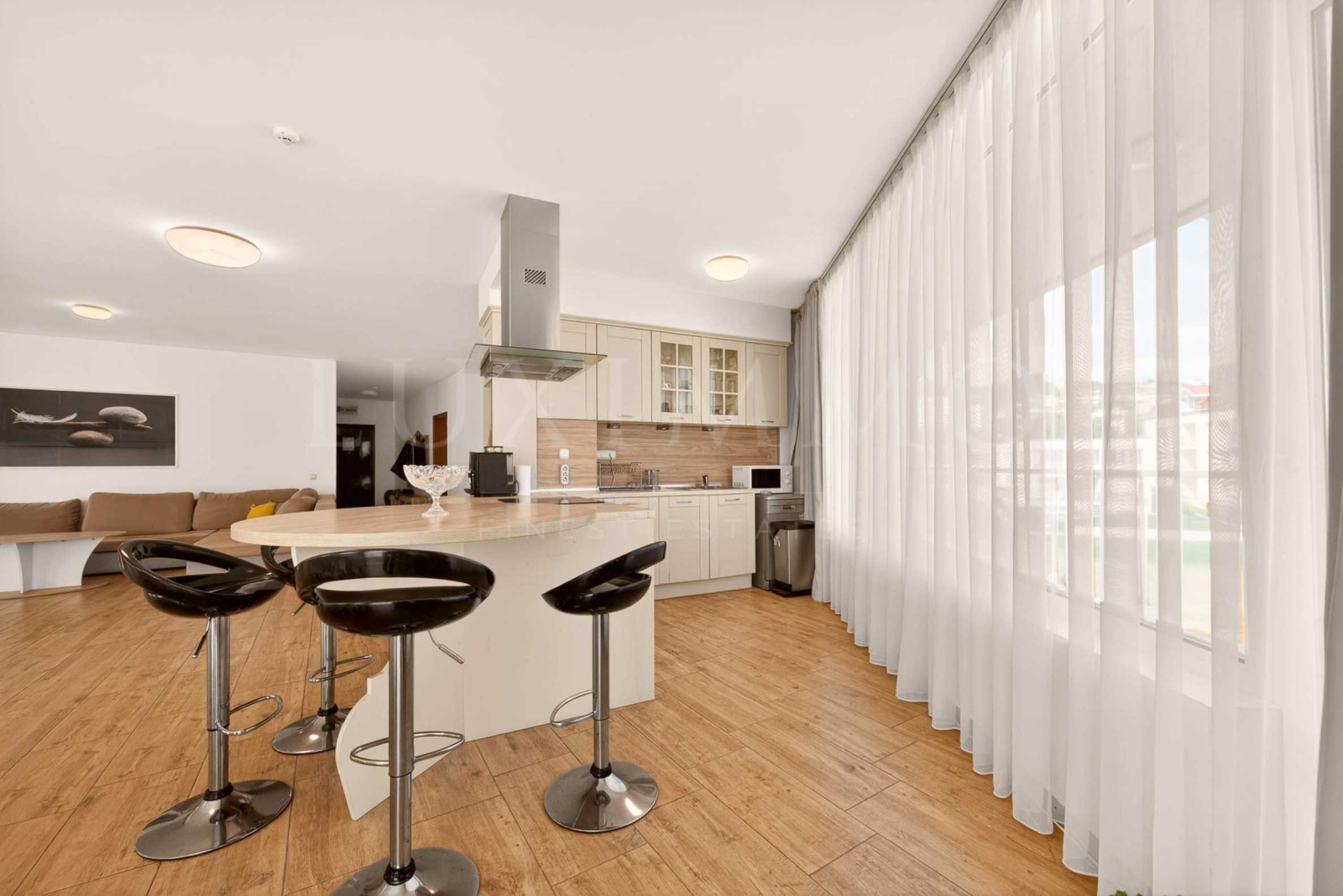 Продава 3-СТАЕН, гр. Бяла, област Варна, снимка 16 - Апартаменти - 55391064