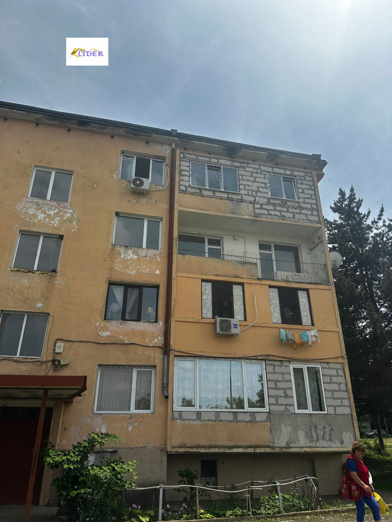 Продава 2-СТАЕН в област Плевен, с. Ясен - 66 кв.м / 36 000 € » 70 409.88 лв., ЛИДЕР 88