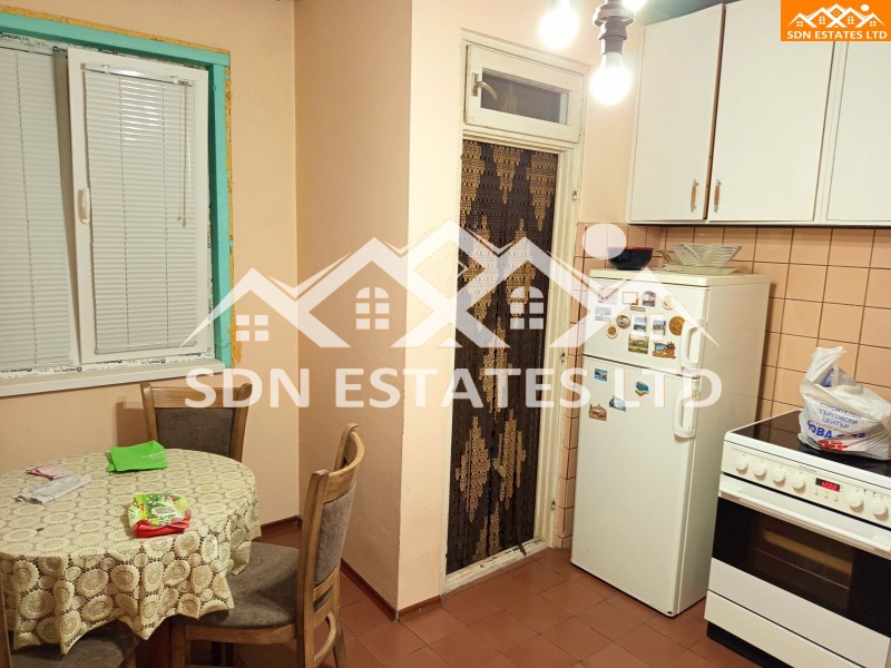 Продается  2 спальни область Стара Загора , Казанлък , 95 кв.м | 64939099 - изображение [3]