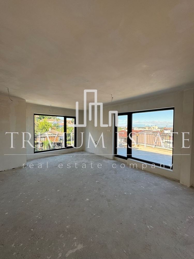 Till salu  2 sovrum Plovdiv , Centar , 136 kvm | 94335780