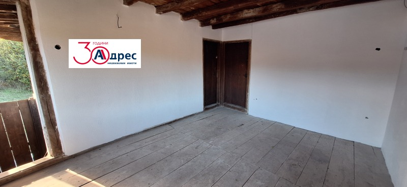 Продава КЪЩА, гр. Елена, област Велико Търново, снимка 6 - Къщи - 52243014
