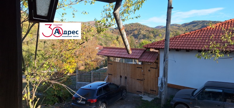 Продава КЪЩА, гр. Елена, област Велико Търново, снимка 8 - Къщи - 52243014