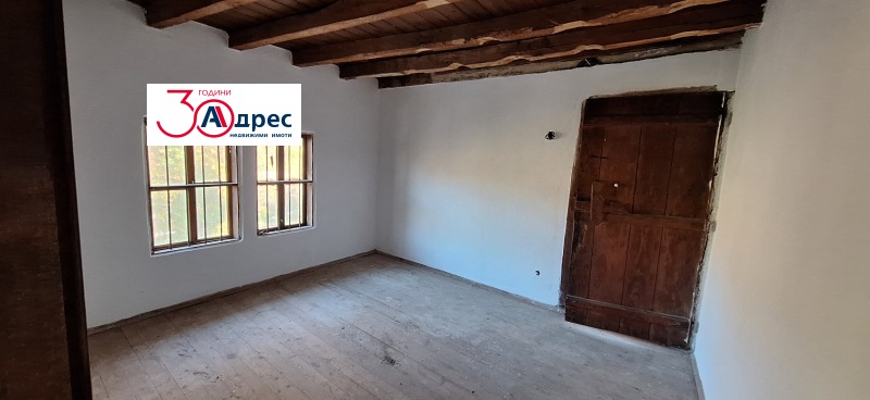 Продава КЪЩА, гр. Елена, област Велико Търново, снимка 11 - Къщи - 52243014