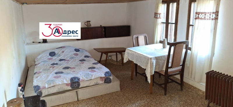 Продава КЪЩА, гр. Елена, област Велико Търново, снимка 12 - Къщи - 52243014