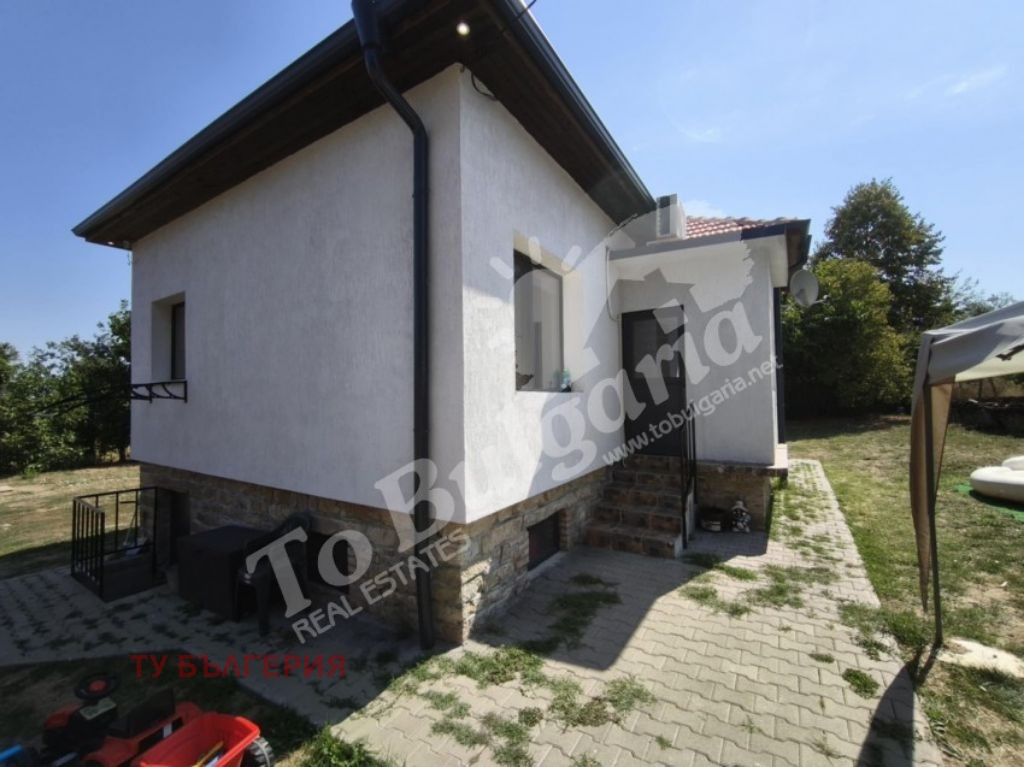 Продава КЪЩА, с. Ново село, област Велико Търново, снимка 2 - Къщи - 55331685
