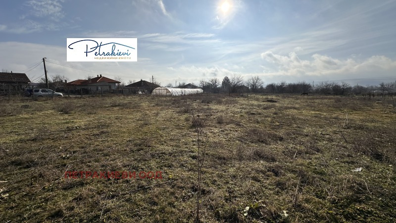 Продава ЗЕМЕДЕЛСКА ЗЕМЯ в област Бургас, с. Просеник - 6 дка / 69 900 € » 136 712.52 лв., ПЕТРАКИЕВИ ООД