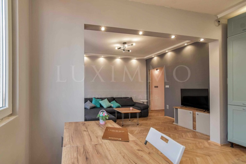 Eladó  2 hálószobás Sofia , Centar , 92 négyzetméter | 52269811 - kép [7]