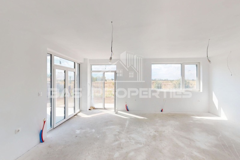 Продава КЪЩА, с. Равно поле, област София област, снимка 2 - Къщи - 52465351