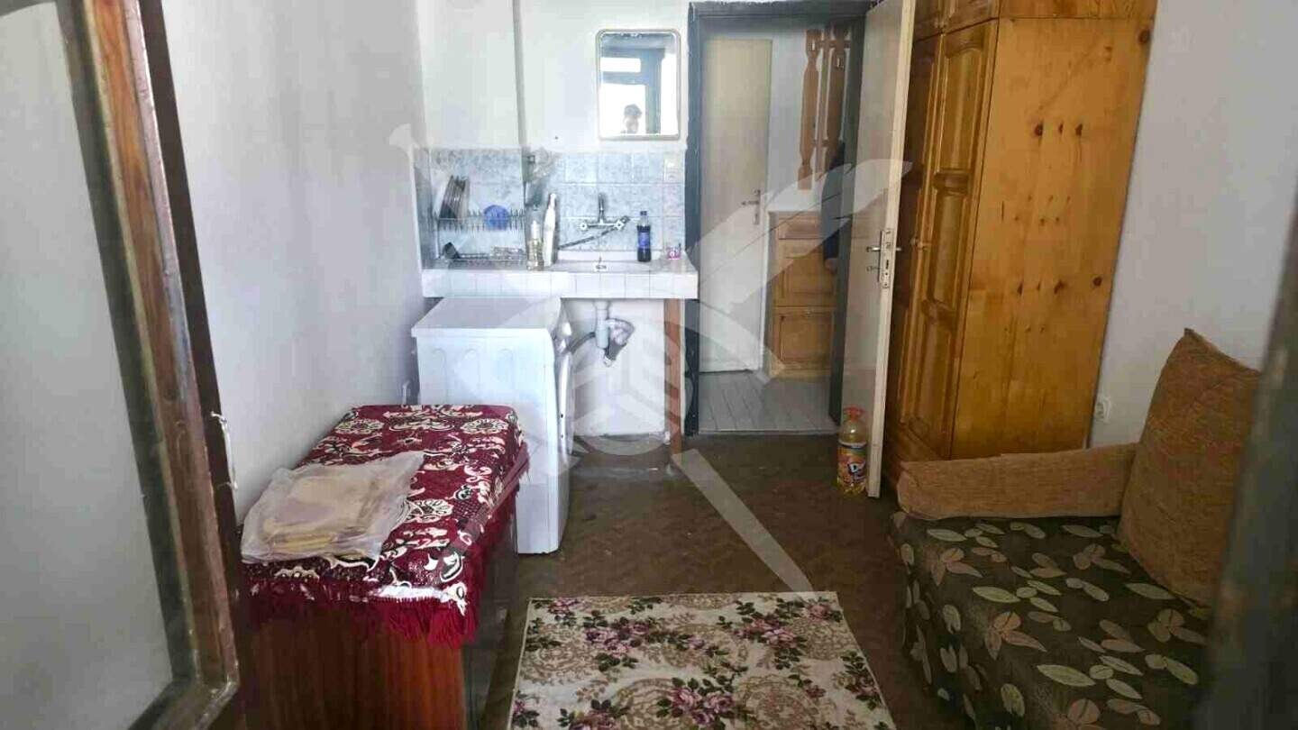 Продава 1-СТАЕН, гр. Бургас, Възраждане, снимка 2 - Апартаменти - 54684402