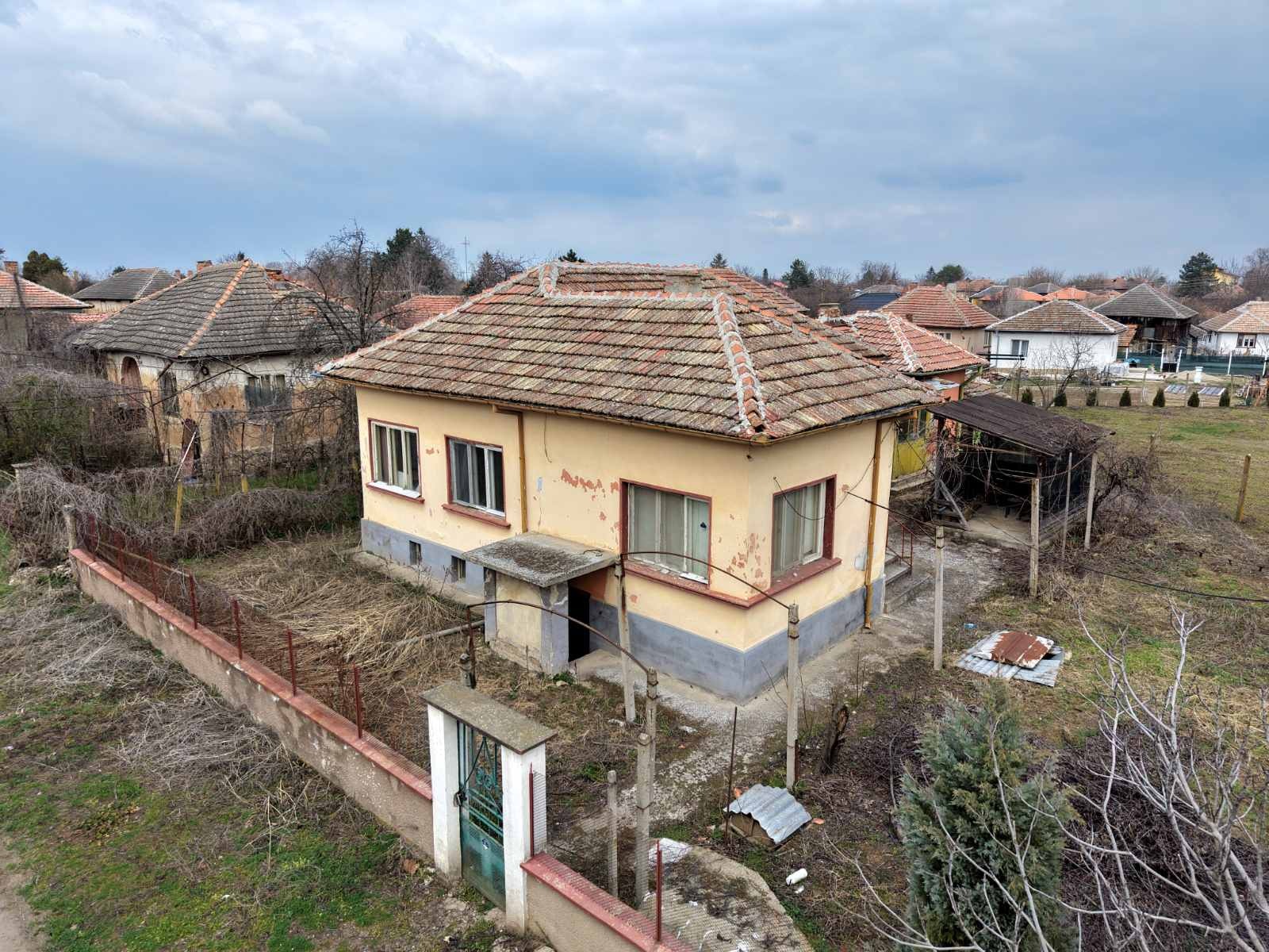 Продава КЪЩА, с. Ново село, област Видин