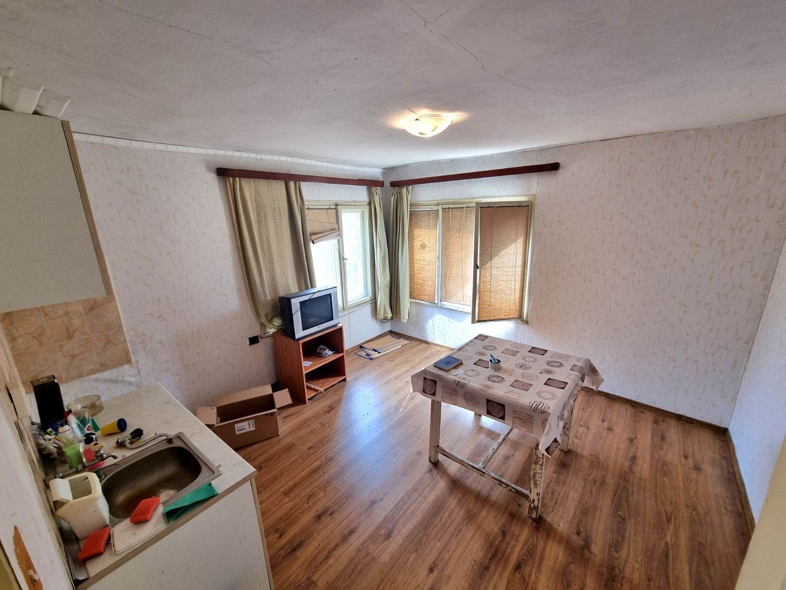 Продава КЪЩА, с. Ново село, област Видин, снимка 6 - Къщи - 53946169