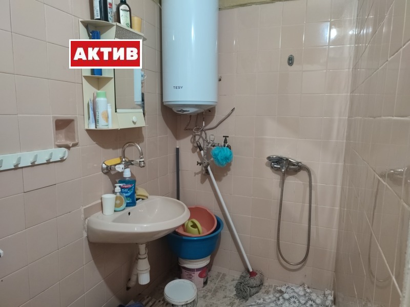 Продава  2-стаен град Търговище , Запад 1 , 57 кв.м | 61758003 - изображение [6]