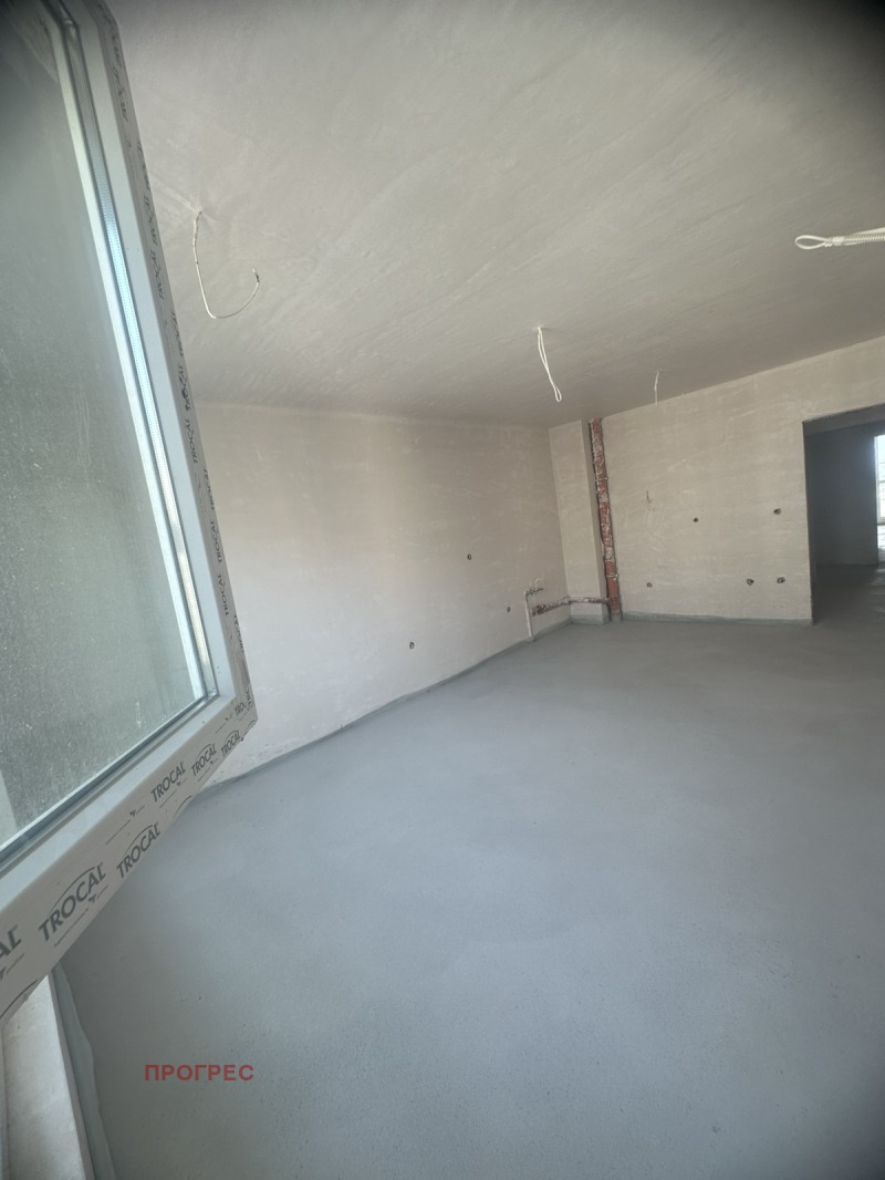 For Sale  1 bedroom Plovdiv , Yuzhen , 71 sq.m | 59665547 - image [9]