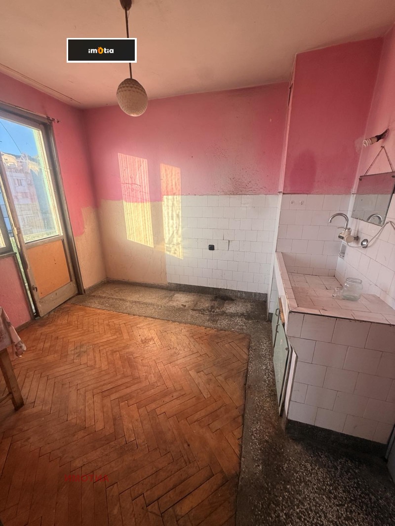 Продава 2-СТАЕН, гр. Троян, област Ловеч, снимка 13 - Апартаменти - 52808356