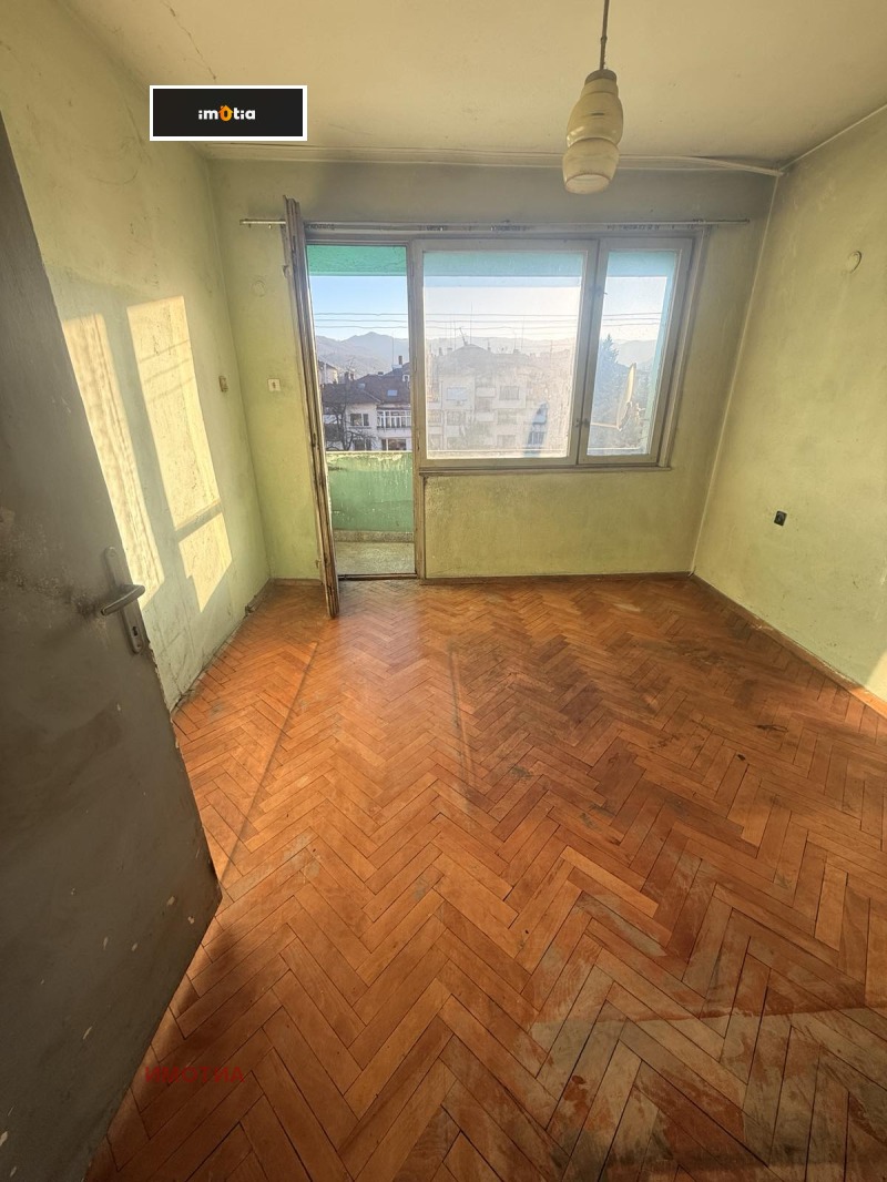 Продава 2-СТАЕН, гр. Троян, област Ловеч, снимка 3 - Апартаменти - 52808356