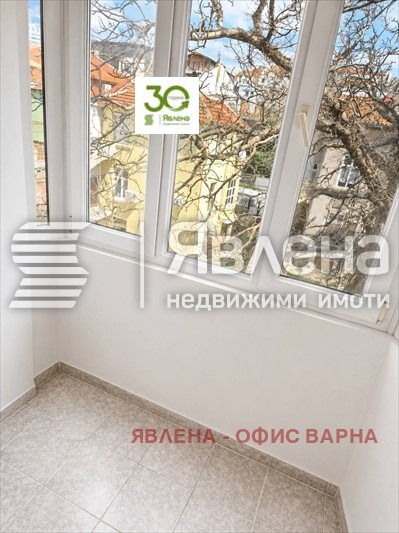 Продава 3-СТАЕН, гр. Бургас, Център, снимка 8 - Апартаменти - 54770050