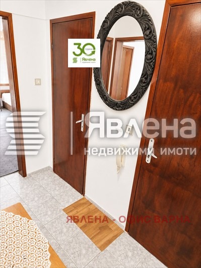 Продава 3-СТАЕН, гр. Бургас, Център, снимка 6 - Апартаменти - 54770050