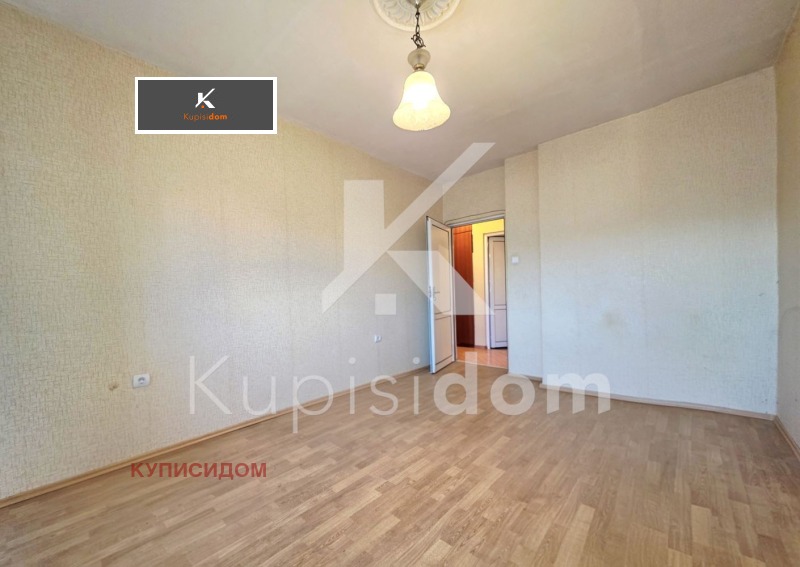 Продава 4-СТАЕН, гр. Стара Загора, Три чучура - юг, снимка 3 - Апартаменти - 52850590