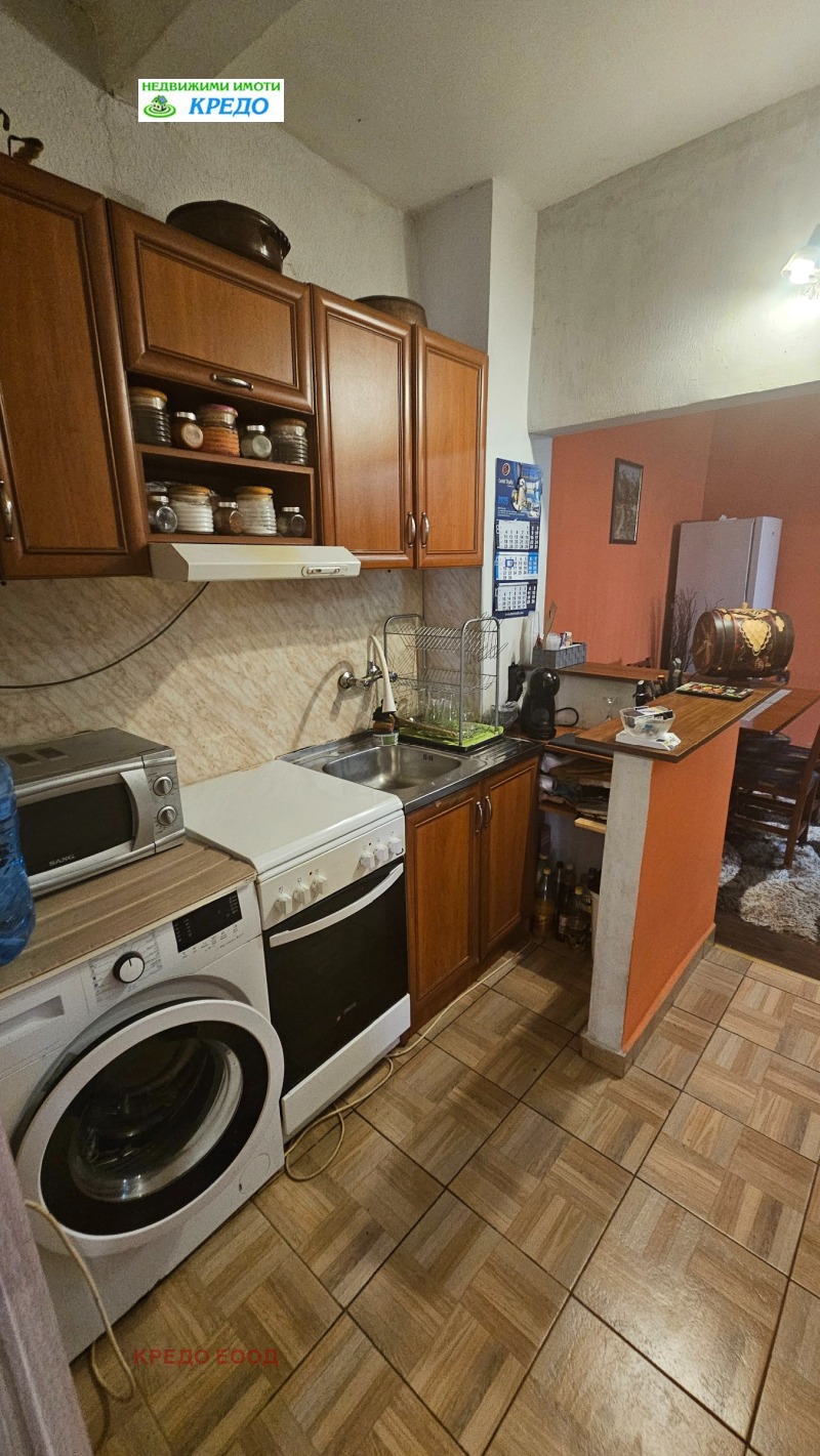 Продава  Етаж от къща град Перник , Стара Тева , 73 кв.м | 60350002 - изображение [2]