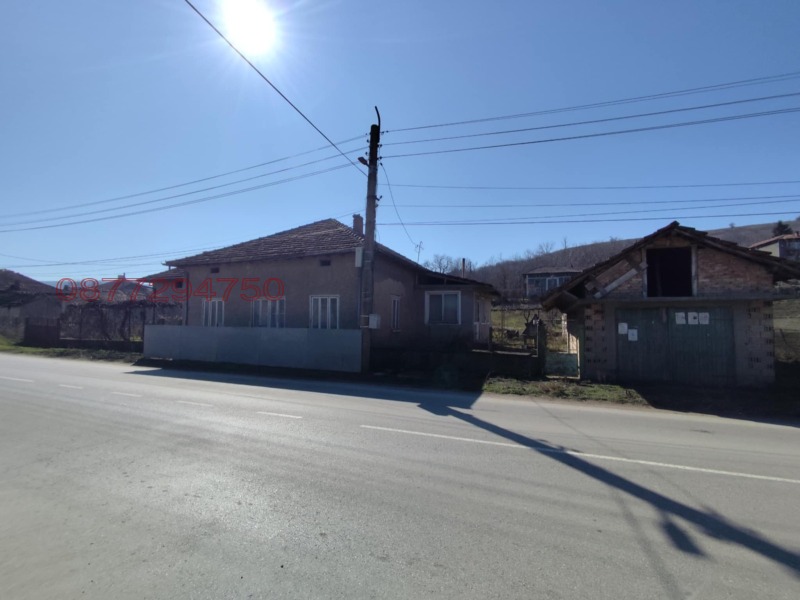 Продава КЪЩА, с. Вардим, област Велико Търново, снимка 3 - Къщи - 52989062
