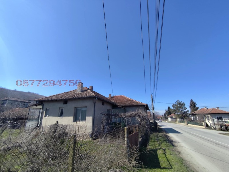 Продава КЪЩА, с. Вардим, област Велико Търново, снимка 2 - Къщи - 52989062