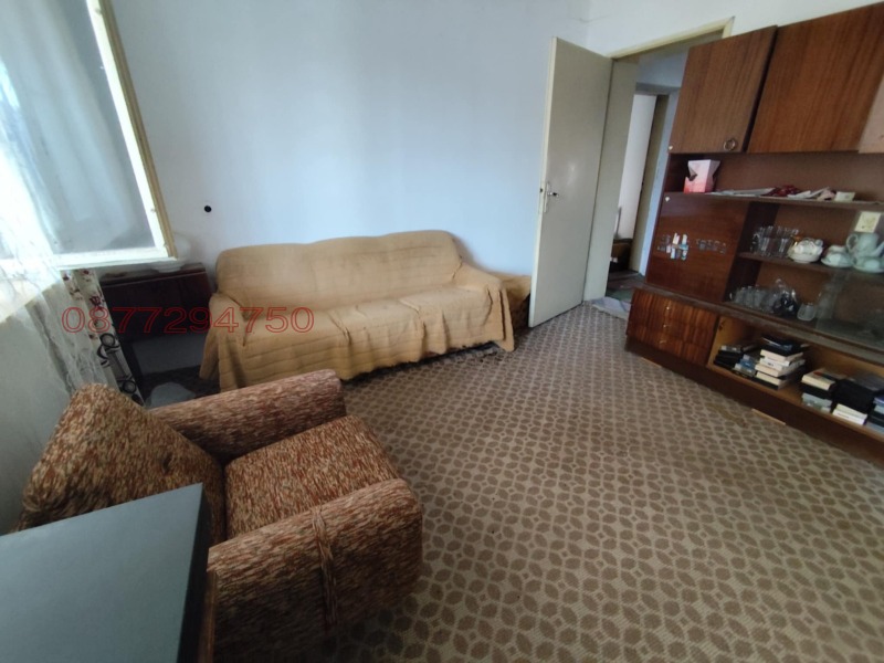 Продава КЪЩА, с. Вардим, област Велико Търново, снимка 11 - Къщи - 52989062