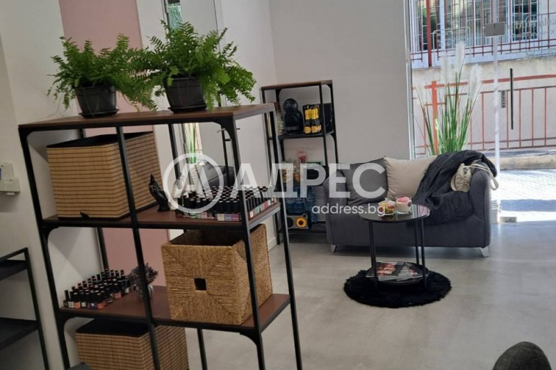 De vânzare  Magazin Sofia , Lozeneț , 35 mp | 13352513 - imagine [2]