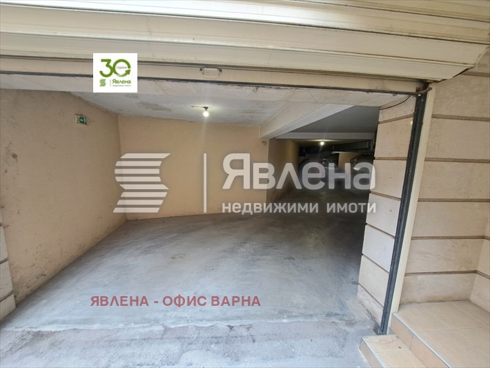 Продава ГАРАЖ, ПАРКОМЯСТО, гр. Варна, Център, снимка 2 - Гаражи и паркоместа - 54860554