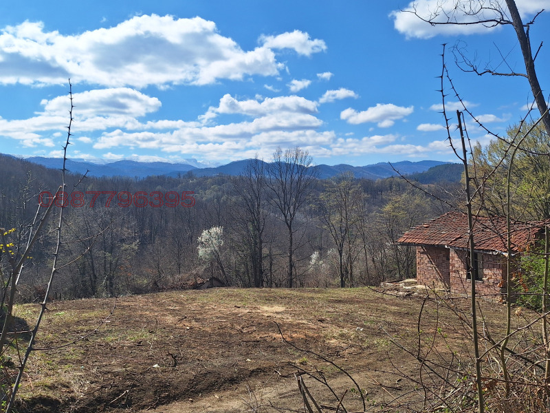 Продава ПАРЦЕЛ, гр. Троян, област Ловеч