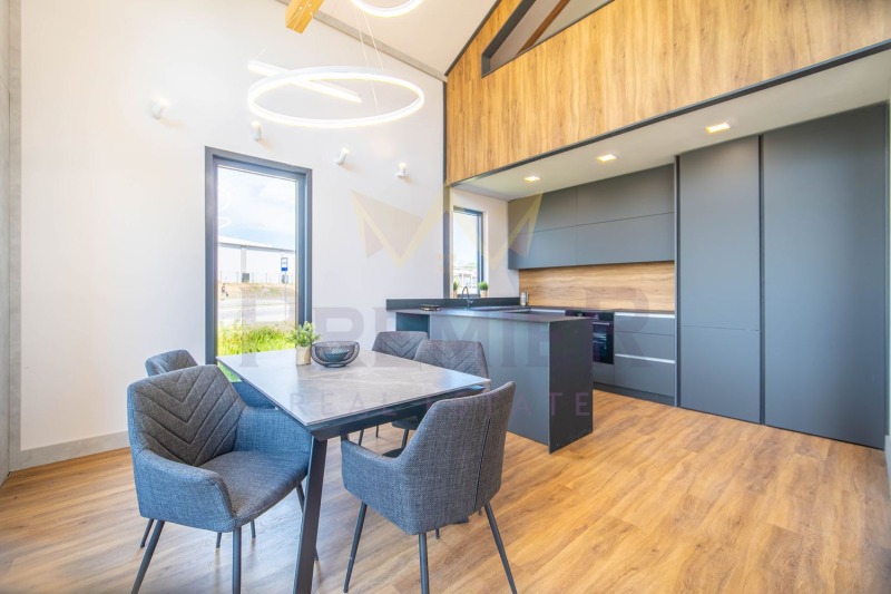 Na prodej  Dům oblast Varna , Priselci , 180 m2 | 43577836 - obraz [10]