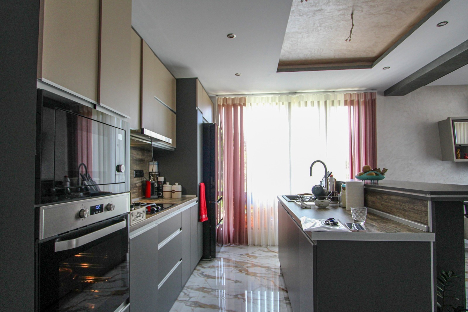 Продава КЪЩА, гр. София, с. Долни Богров, снимка 3 - Къщи - 55087996