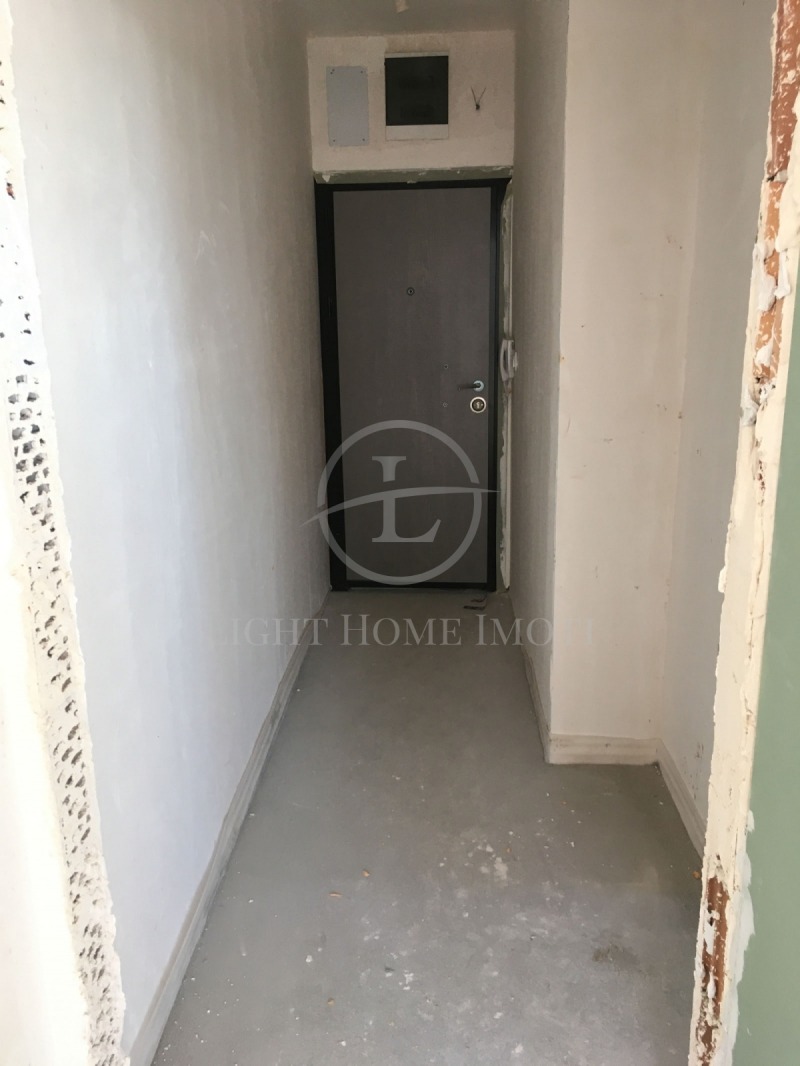 De vânzare  Studio Plovdiv , Hristo Smirnensci , 34 mp | 50528576 - imagine [3]