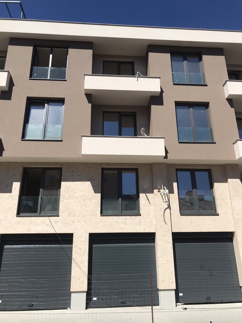 Te koop  2 slaapkamers Plovdiv , Tsentar , 127 m² | 90922725