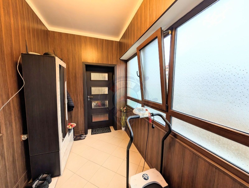 Продава ЕТАЖ ОТ КЪЩА, гр. Варна, Аспарухово, снимка 14 - Етаж от къща - 52533932