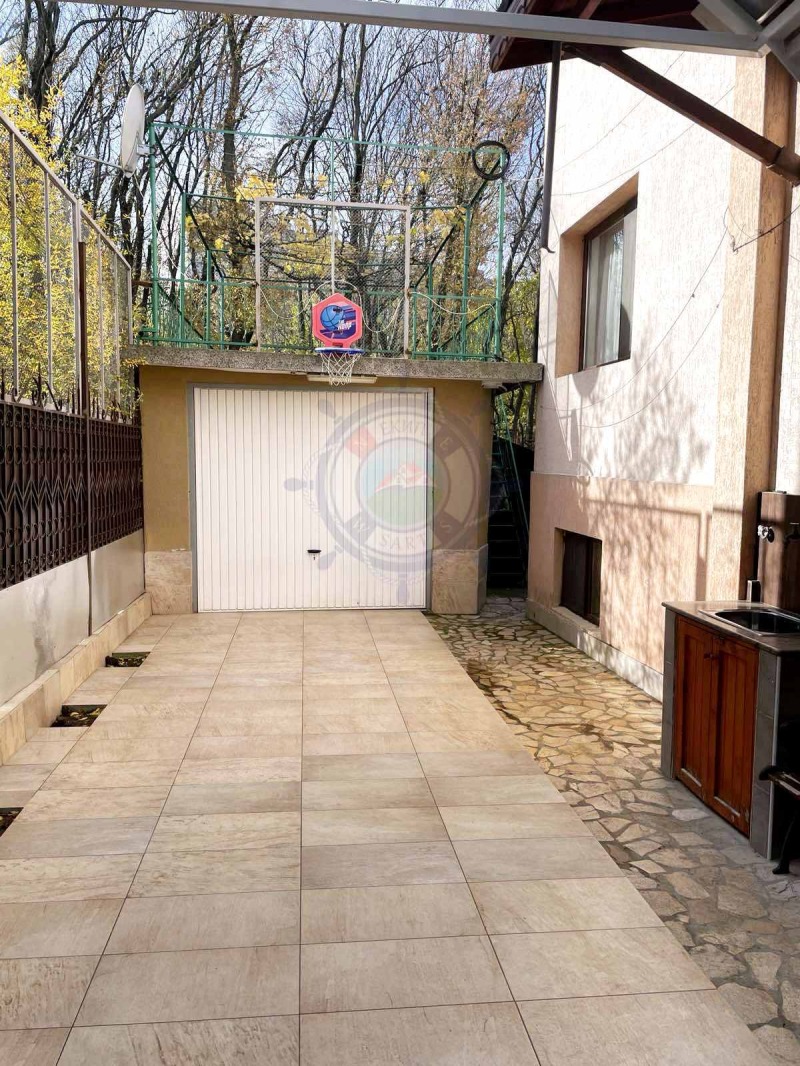 Продава ЕТАЖ ОТ КЪЩА, гр. Варна, Аспарухово, снимка 15 - Етаж от къща - 52533932