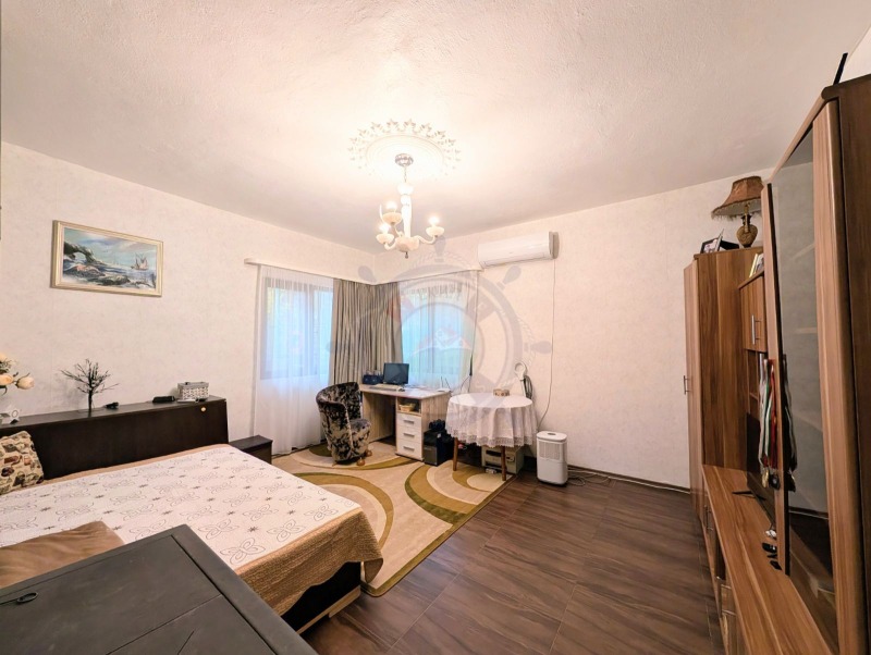 Продава ЕТАЖ ОТ КЪЩА, гр. Варна, Аспарухово, снимка 9 - Етаж от къща - 52533932