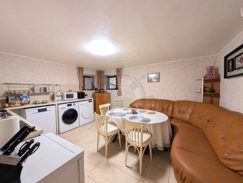 Продава ЕТАЖ ОТ КЪЩА, гр. Варна, Аспарухово, снимка 3 - Етаж от къща - 52533932