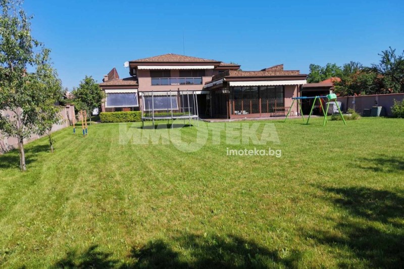 Zu verkaufen  Haus region Pernik , Dolni Rakowez , 448 qm | 92529313