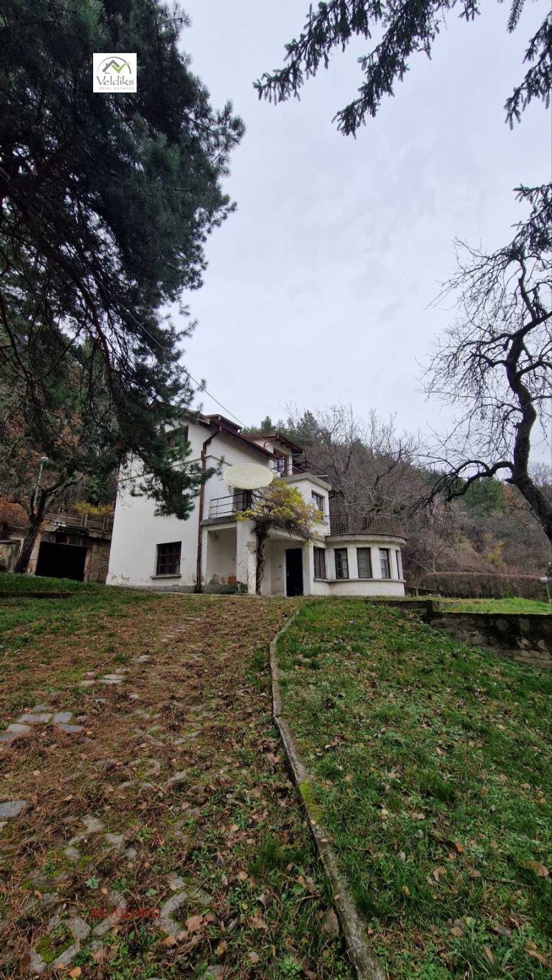 Продава ХОТЕЛ, гр. София, Княжево