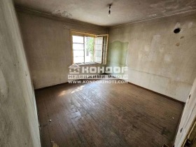 1 chambre Vastanitcheski, Plovdiv 1