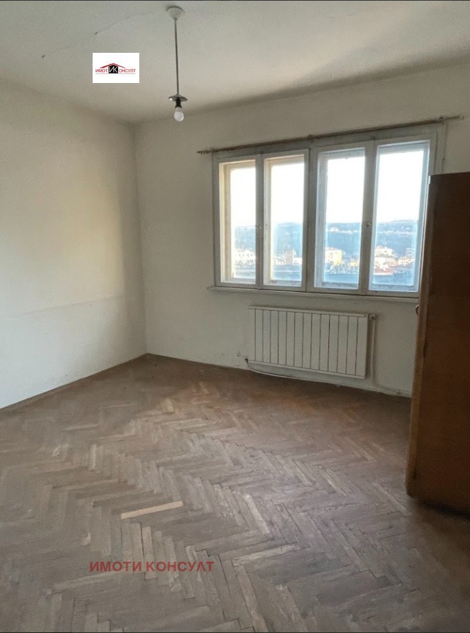 For Sale  3+ bedroom Veliko Tarnovo , Tsentar , 211 sq.m | 99479704