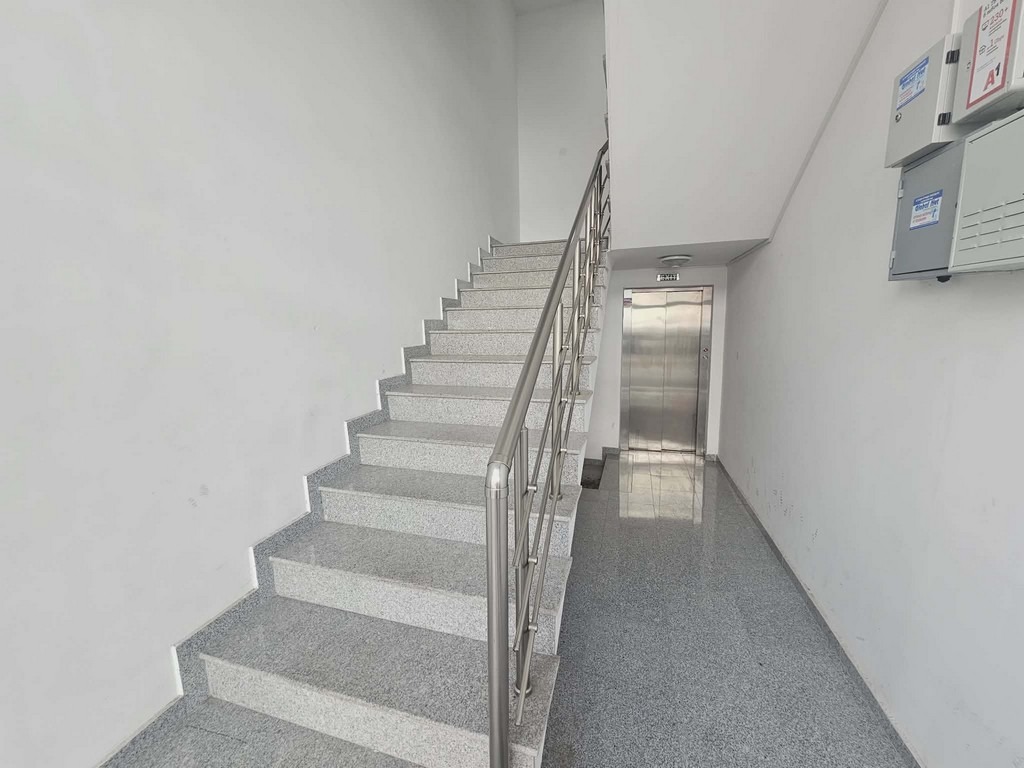 Продава ОФИС, гр. Кърджали, Център, снимка 11 - Офиси - 53627522