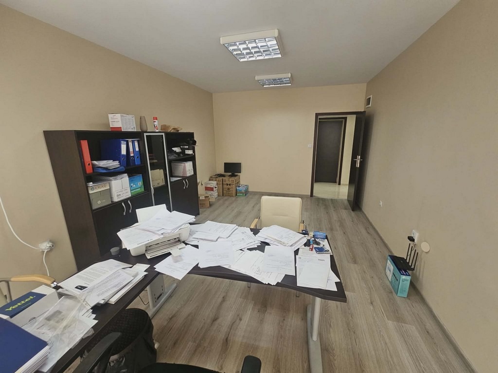 Продава ОФИС, гр. Кърджали, Център, снимка 4 - Офиси - 53627522