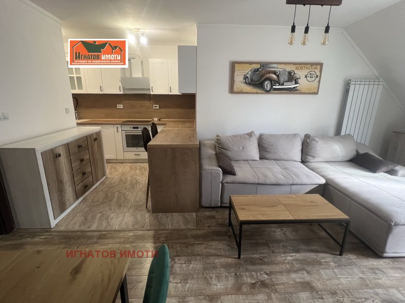 Продава  3-стаен град Пазарджик , Център , 115 кв.м | 80643128 - изображение [2]
