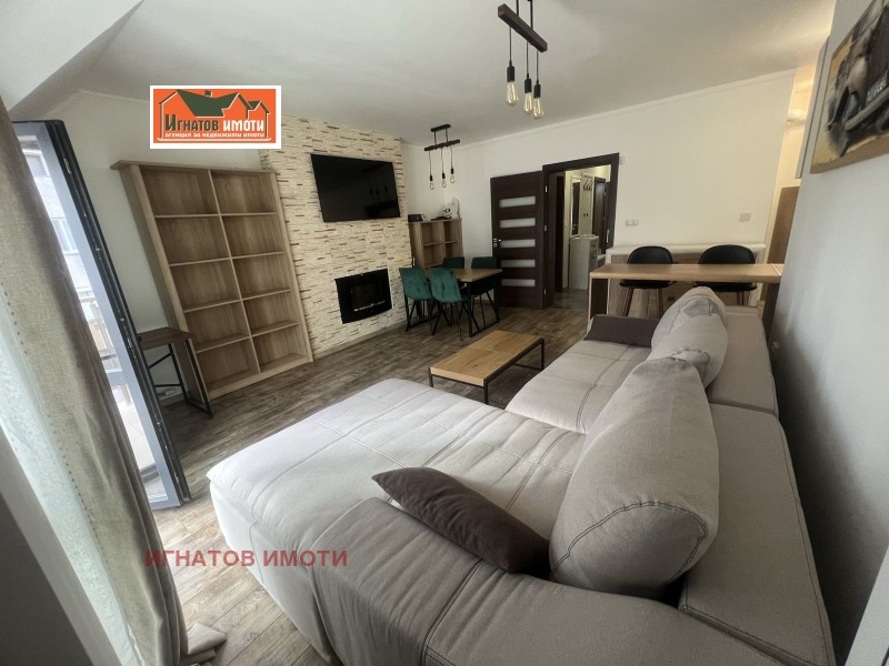 Продава  3-стаен град Пазарджик , Център , 115 кв.м | 80643128