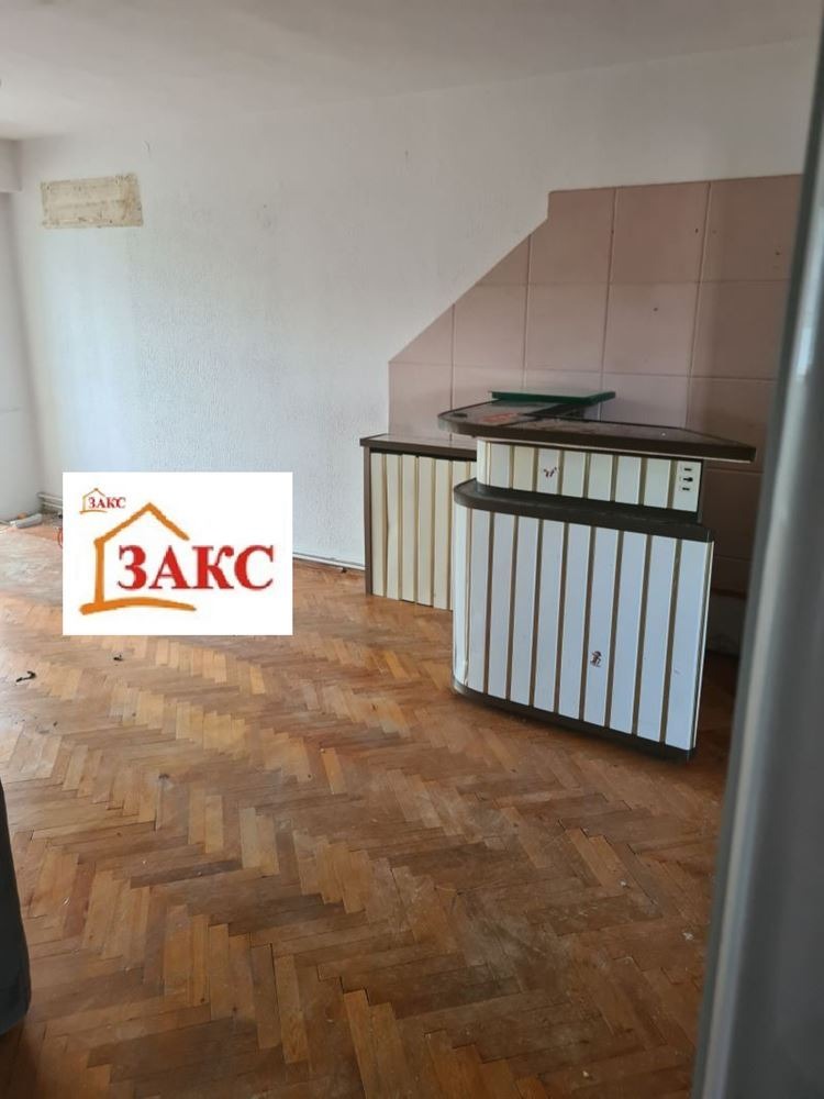 Продава МНОГОСТАЕН, гр. Кърджали, Възрожденци, снимка 10 - Aпартаменти - 47101160