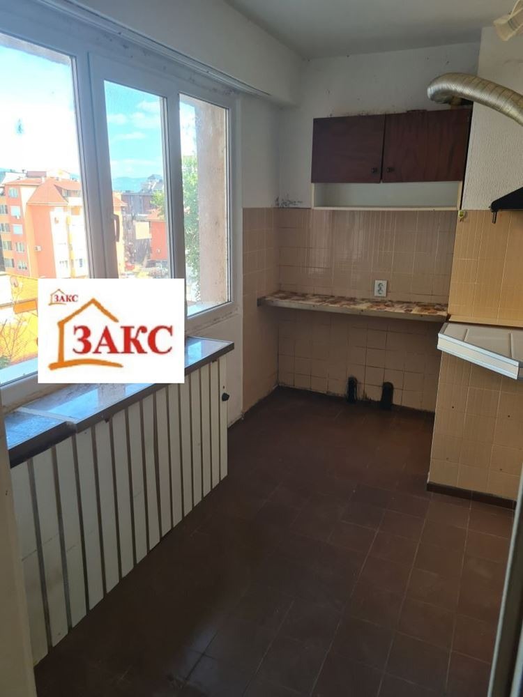 Te koop  3+ slaapkamer Kardzjali , Vazrozjdentsi , 98 m² | 44124841 - afbeelding [2]