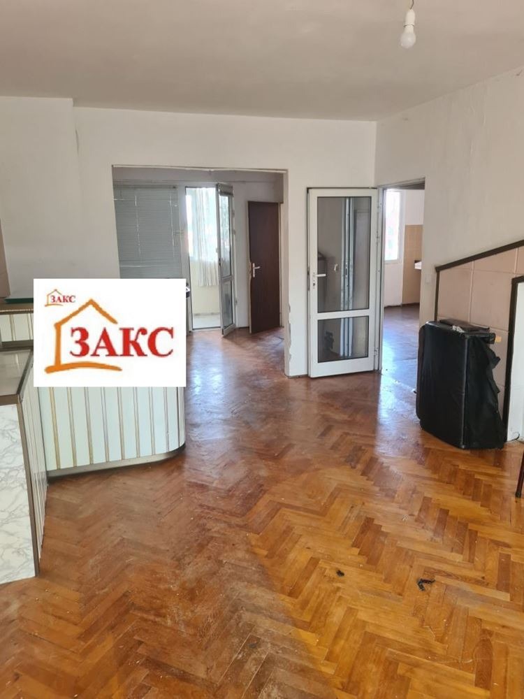 Te koop  3+ slaapkamer Kardzjali , Vazrozjdentsi , 98 m² | 44124841 - afbeelding [8]