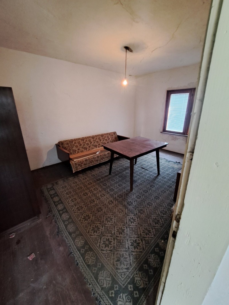 Продава  Къща, област Бургас, с. Винарско • 37 500 EUR • ID 86379470 — holmes.bg - [1] 
