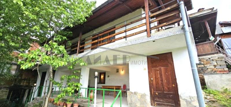 À vendre  Maison région Plovdiv , Dobralak , 245 m² | 53456513